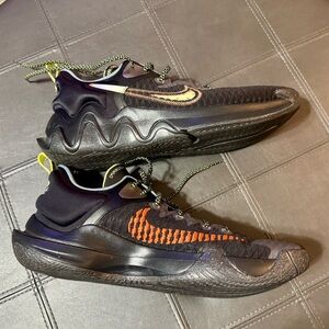 Nike Giannis Antetokounmpo Black and Gray Athletic Shoes Size 16 - like new